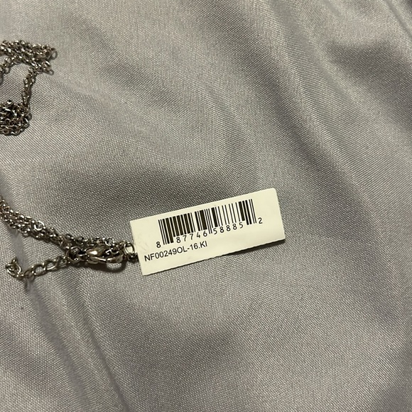 Hufflepuff Pendant Necklace - Picture 3 of 6